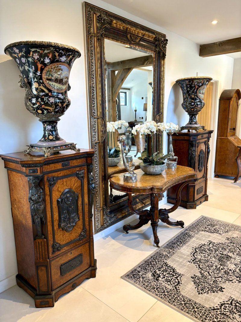 Exhibition Quality Pair of Antique Victorian Amboyna and Carved Ebony Pedestals - Image 5